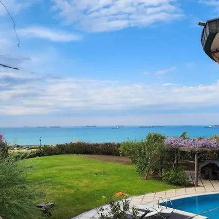 With Pool By Near Centre And Airport