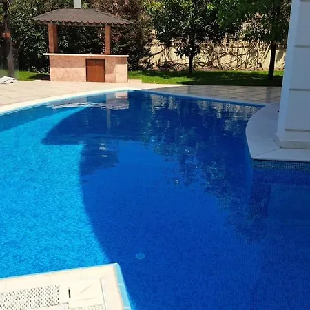 With Pool By Near Centre And Airport